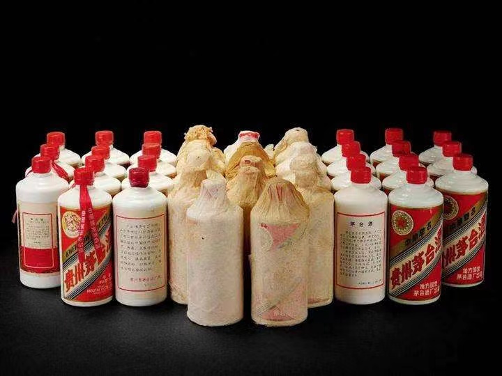 卧龙日照岚山回收酒价格哪里回收(附近上门回收茅台酒）?